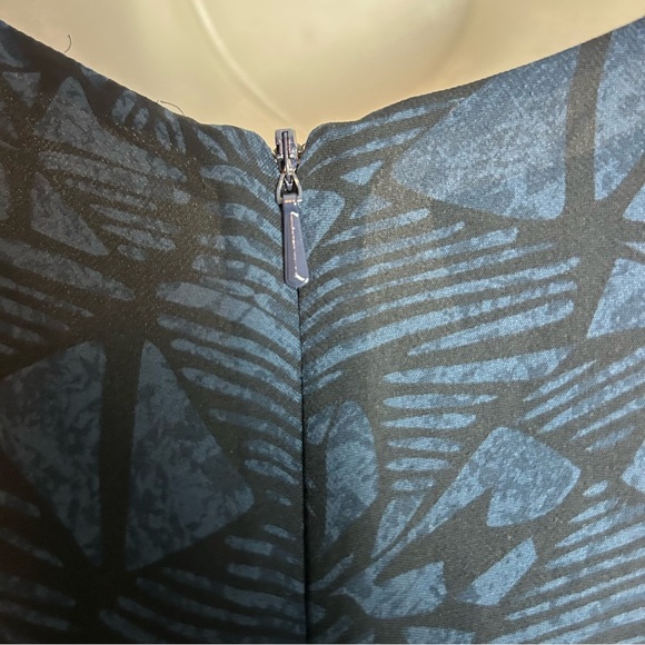 100% SilkVintage Y2K Lauren Ralph Lauren Navy Blue Abstract Patterned Maxi Dress - Picture 4 of 7